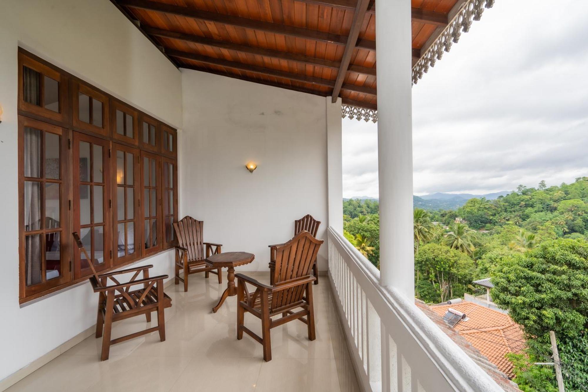 Kandy City Oasis Hotel Buitenkant foto